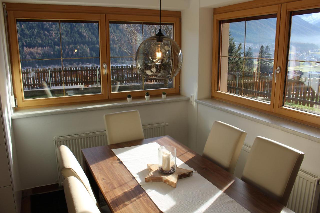 Ferienwohnung Auszeit Stubai Fulpmes Buitenkant foto