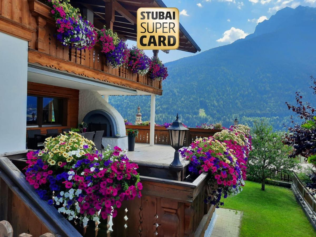 Ferienwohnung Auszeit Stubai Fulpmes Buitenkant foto